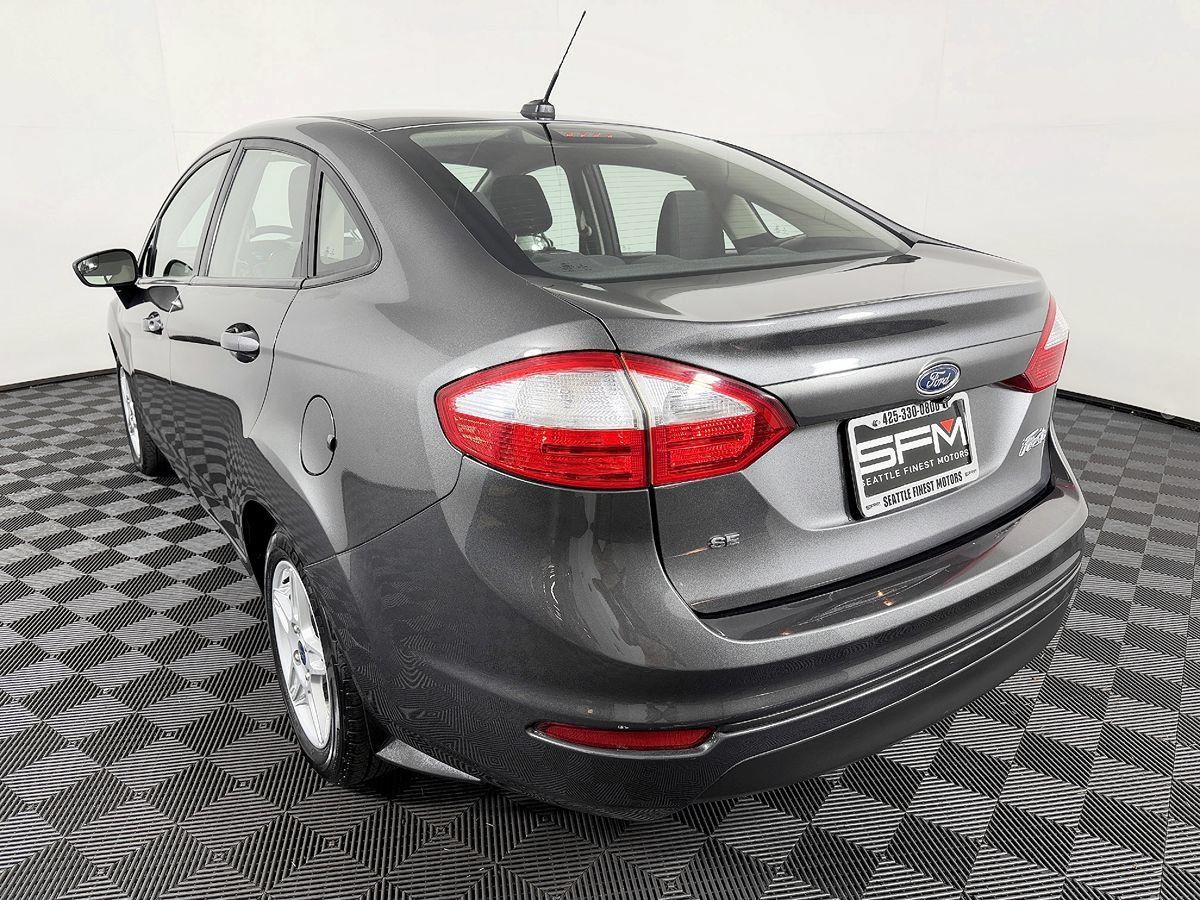 Used 2018 Ford Fiesta SE FWD image 14