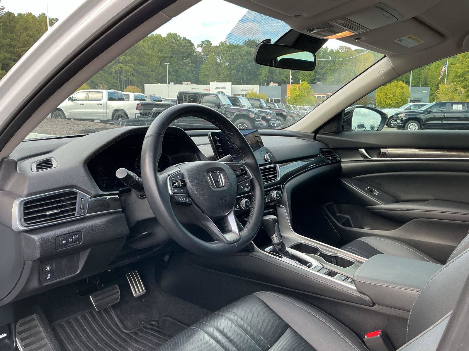 Used 2022 Honda Accord Sport Special Edition image 16