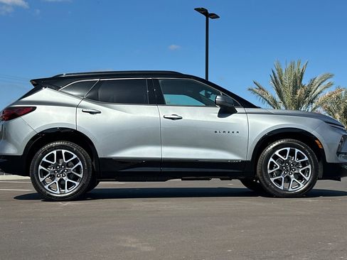 New 2025 Chevrolet Blazer RS w/ Driver Confidence II Package image 3
