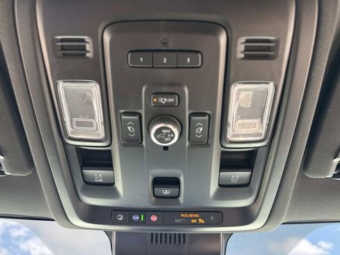 Used 2024 GMC Yukon XL AT4 w/ Technology Package image 24