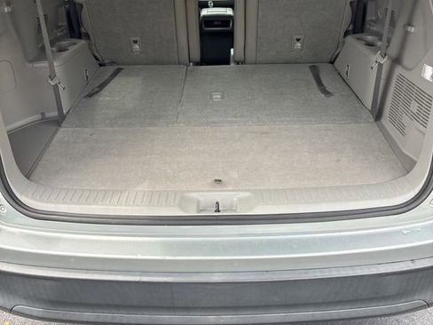 Used 2018 Toyota Highlander XLE image 9