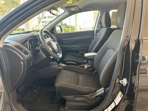 Used 2021 Mitsubishi Outlander Sport ES FWD image 5