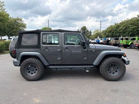 Used 2017 Jeep Wrangler Unlimited Sport w/ Connectivity Group AWD/4WD image 2