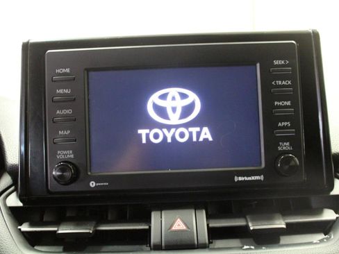 Used 2020 Toyota RAV4 XLE w/ All Weather Liner Package image 13