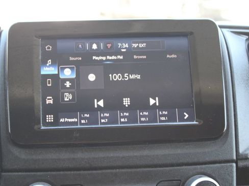 Used 2025 RAM ProMaster 2500 w/ Convenience Group FWD image 18