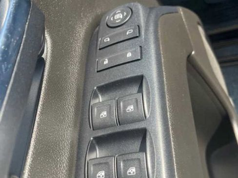 Used 2017 GMC Sierra 1500 4x4 Double Cab w/ Elevation Edition image 6