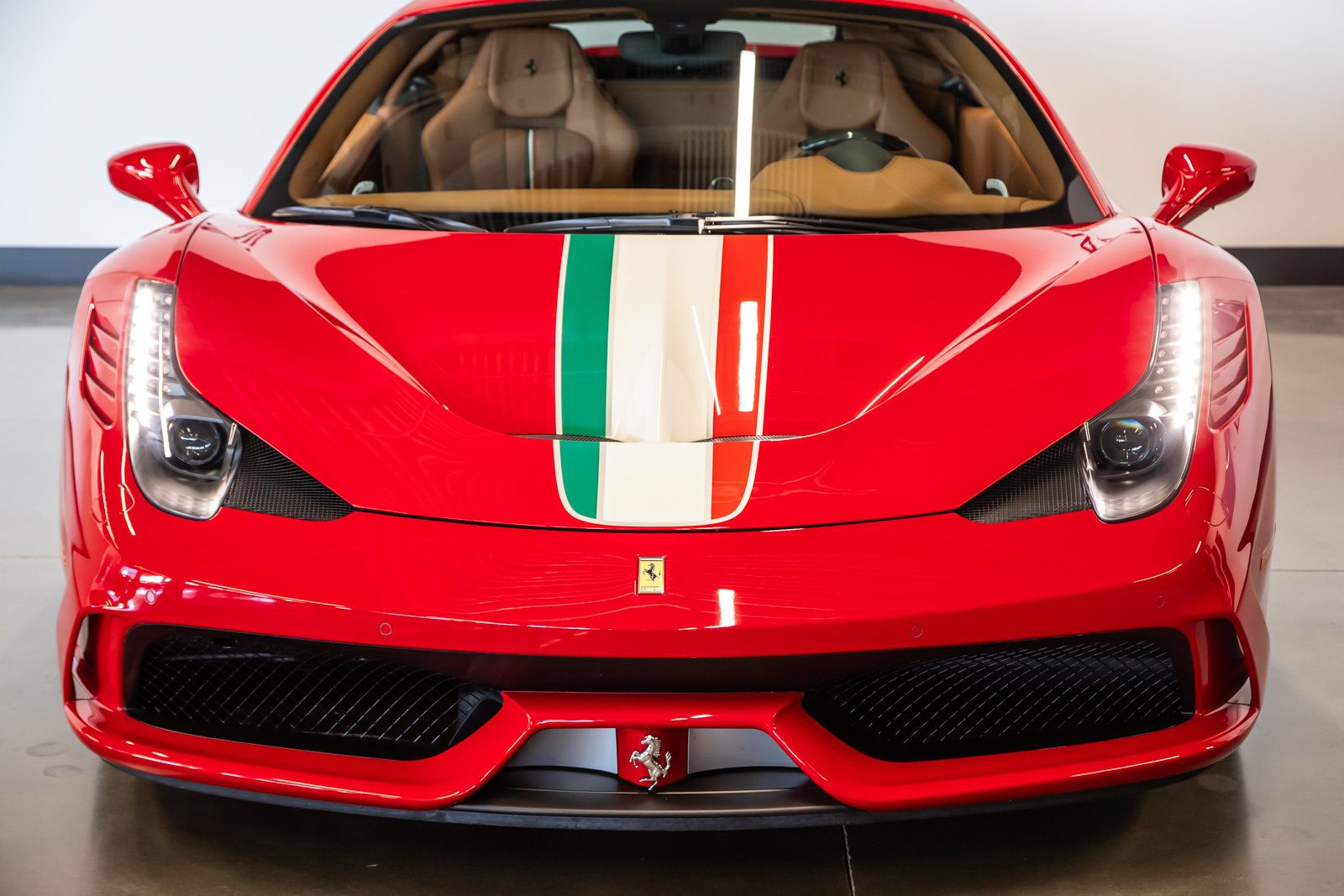 Used 2015 Ferrari 458 Speciale Coupe RWD image 4
