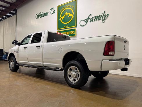 Used 2018 RAM 2500 Tradesman w/ Cold Weather Group AWD/4WD image 5
