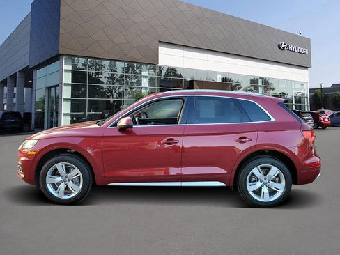 Used 2019 Audi Q5 2.0T Premium Plus w/ Premium Plus Package image 3