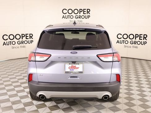 Used 2022 Ford Escape SE w/ Convenience Package FWD image 22