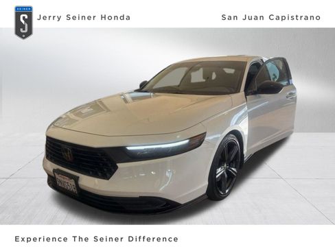Used 2024 Honda Accord Sport image 1