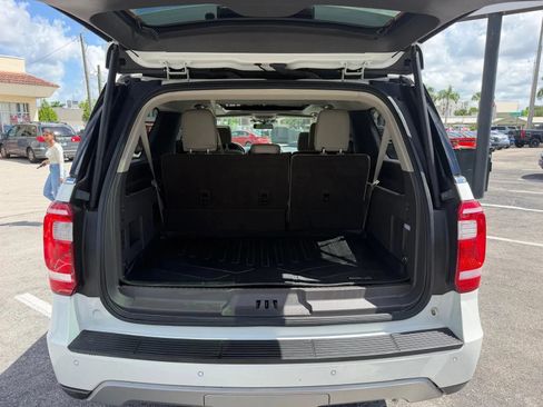 Used 2020 Ford Expedition Max XLT w/ Equipment Group 202A AWD/4WD image 42