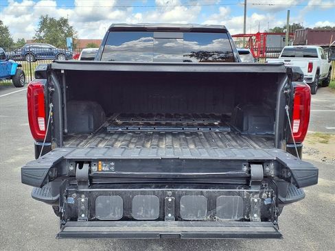 Used 2020 GMC Sierra 1500 AT4 w/ AT4 Premium Package image 18
