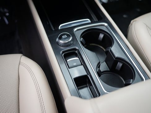 Used 2022 Lincoln Corsair Reserve w/ Elements Package image 25