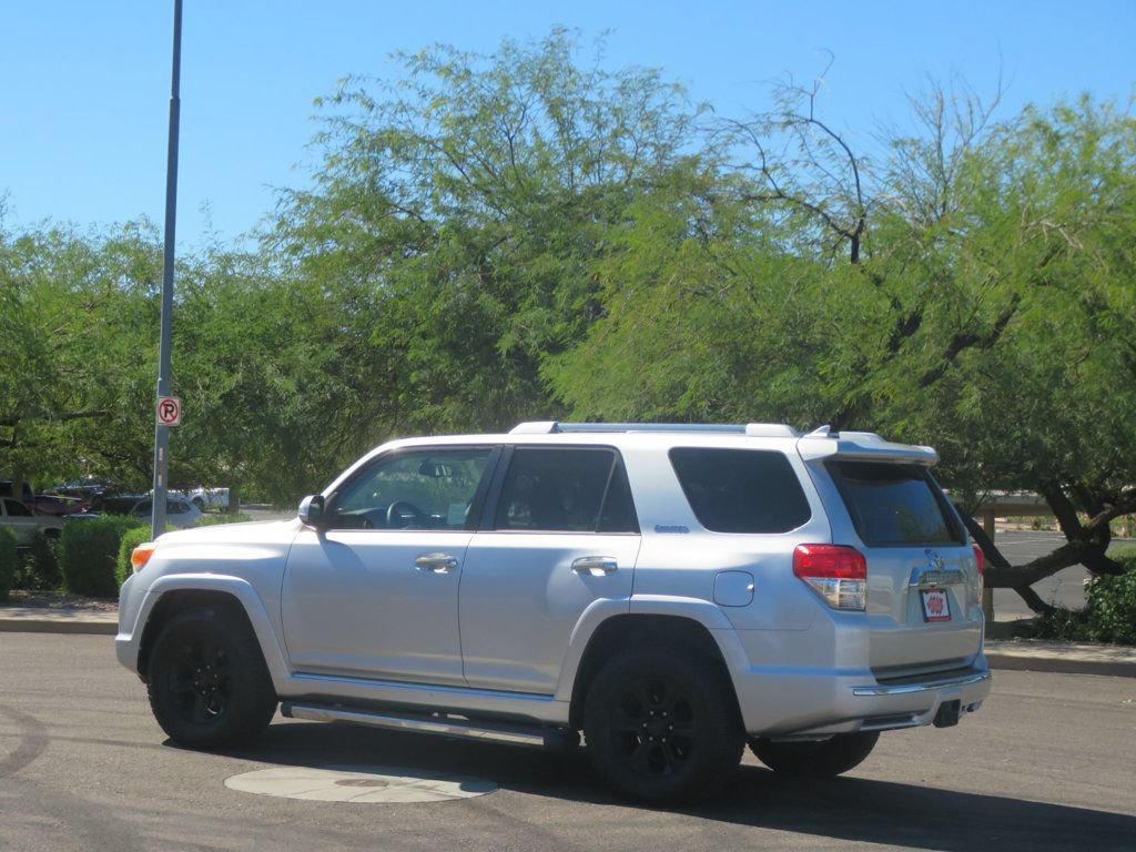 Used 2011 Toyota 4Runner Limited AWD/4WD image 5