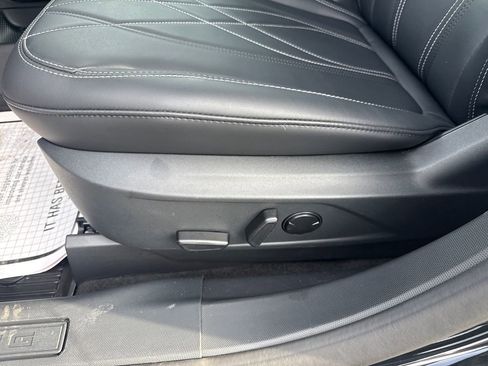 Used 2025 Ford Mustang Mach-E Select w/ Comfort Package Lite image 31