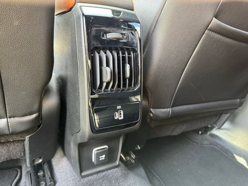 Used 2024 Jeep Compass Limited w/ Elite Group AWD/4WD image 30