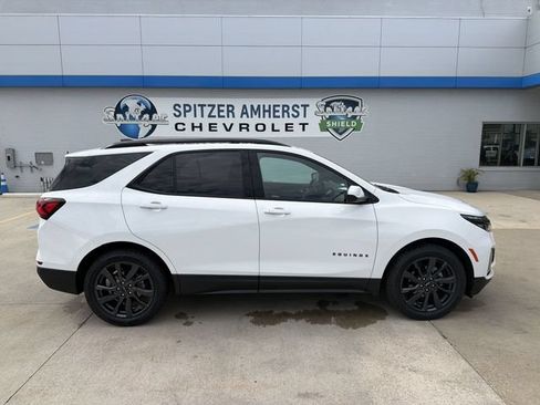 Used 2024 Chevrolet Equinox RS FWD image 11