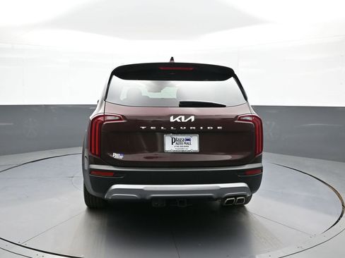 Certified 2022 Kia Telluride EX w/ EX Premium Package FWD image 7