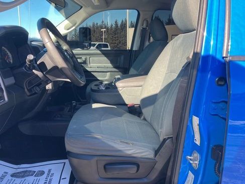 Used 2016 RAM 2500 Tradesman w/ Chrome Appearance Group image 13