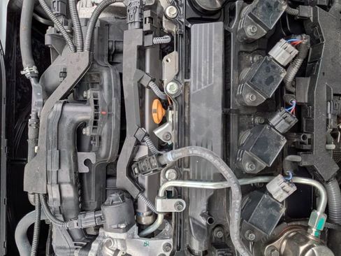 Used 2024 Toyota Corolla LE image 32