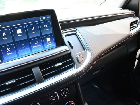 Used 2022 Chevrolet Suburban RST w/ Sport Performance Package image 32