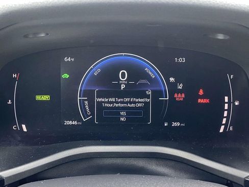 Used 2025 Toyota Camry LE image 29