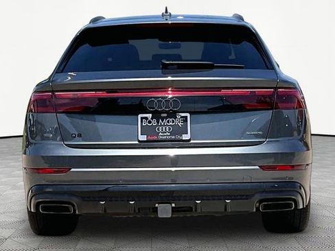 Used 2025 Audi Q8 Prestige w/ Prestige Package AWD/4WD image 4
