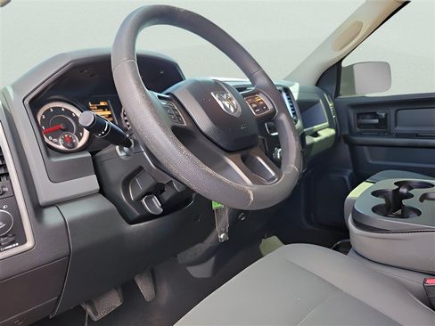 Used 2018 RAM 1500 Express w/ Express Value Package RWD image 17