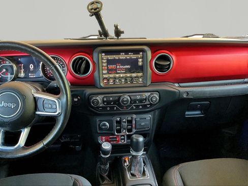 Used 2021 Jeep Gladiator Rubicon AWD/4WD image 10