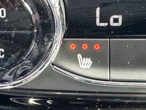 New 2026 Chevrolet Trax LT w/ Driver Confidence Package image 30