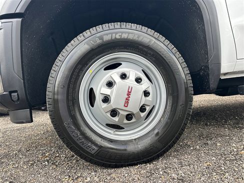 New 2026 GMC Sierra 3500 Pro image 12