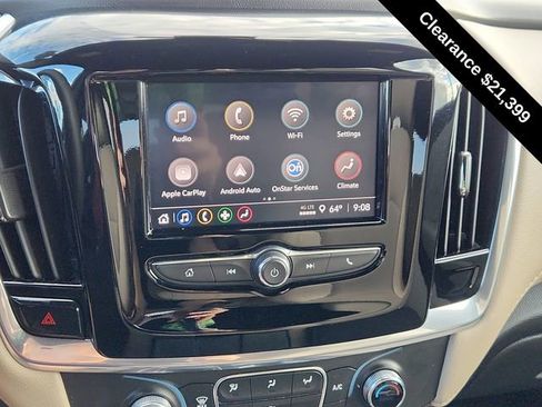 Used 2023 Chevrolet Traverse LS image 38