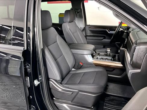 Certified 2023 GMC Sierra 1500 Elevation w/ Preferred Package image 8