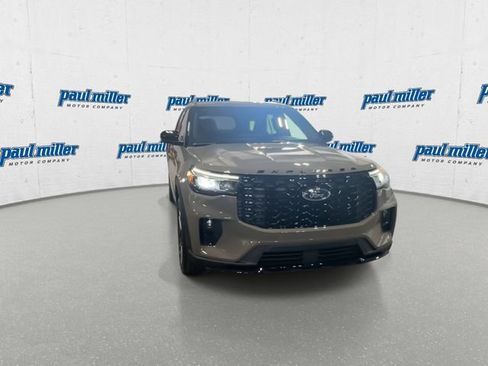 New 2026 Ford Explorer ST-Line w/ ST-Line Street Pack AWD/4WD image 3