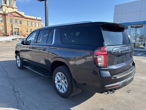 Used 2024 Chevrolet Suburban Premier w/ Premium Package image 3