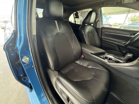 Used 2020 Toyota Camry XSE image 26