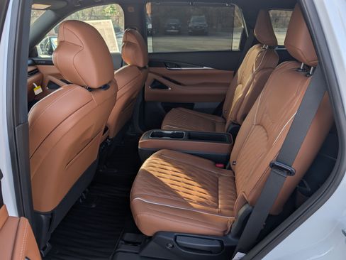 New 2026 INFINITI QX60 Autograph image 12