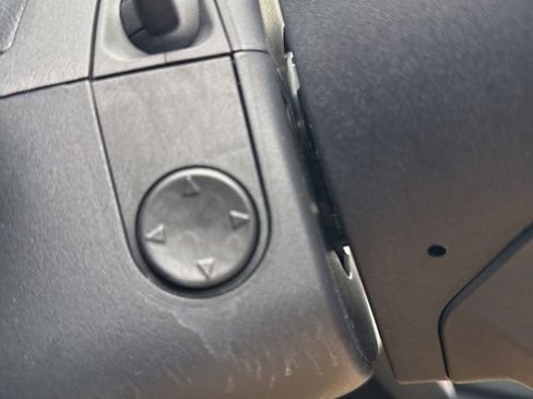 Used 2025 Ford Explorer ST-Line w/ Premium Package image 19