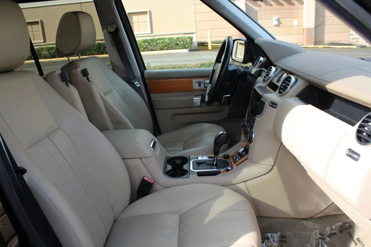 Used 2010 Land Rover LR4 HSE AWD/4WD image 34
