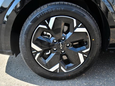 Used 2025 Kia Niro Wind FWD image 12