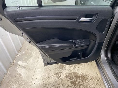 Used 2012 Chrysler 300 S w/ Luxury Group AWD/4WD image 24