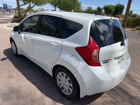 Used 2014 Nissan Versa Note SV FWD image 4