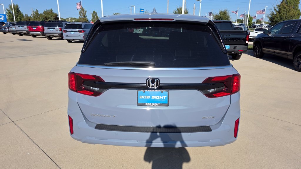 New 2027 Honda Odyssey Elite image 4