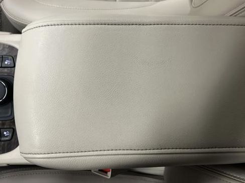 Used 2020 GMC Acadia Denali image 23