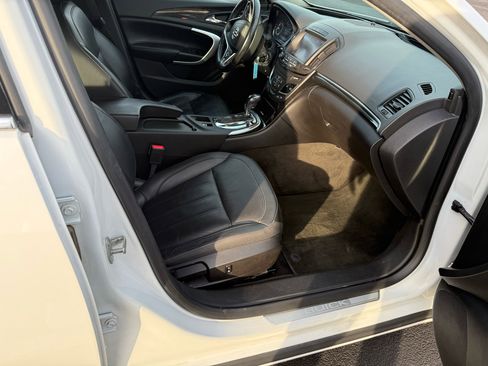 Used 2016 Buick Regal image 18