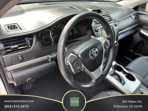 Used 2013 Toyota Camry SE FWD image 9