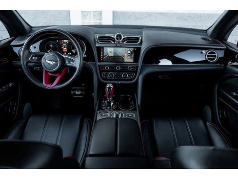 Used 2023 Bentley Bentayga Extended Wheelbase image 5