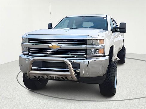 Used 2015 Chevrolet Silverado 2500 W/T image 3