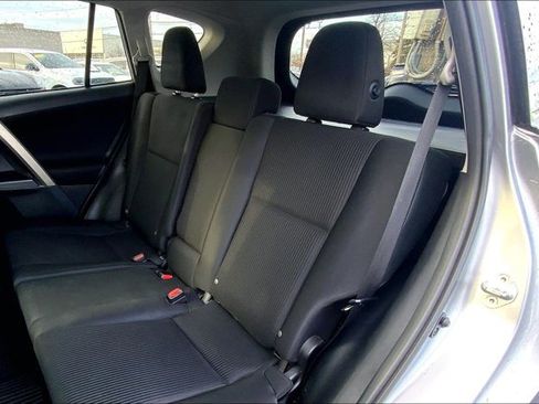 Used 2017 Toyota RAV4 LE image 24